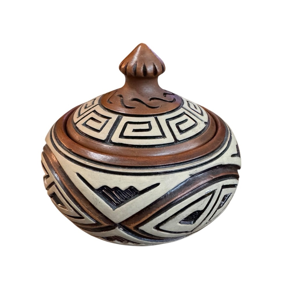 Vintage Marajoara Incised Polychrome Pottery Signed w/ Lid Brasil Jewelry Jar